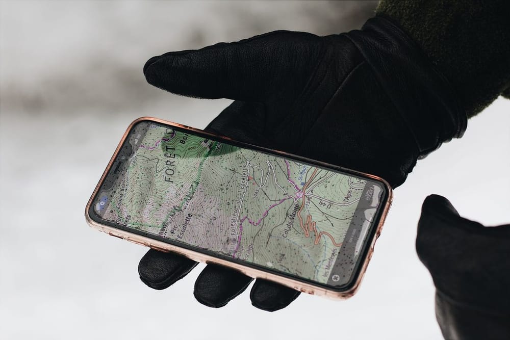 Batterie de smartphone par grand froid : pourquoi elle chute et comment la protéger