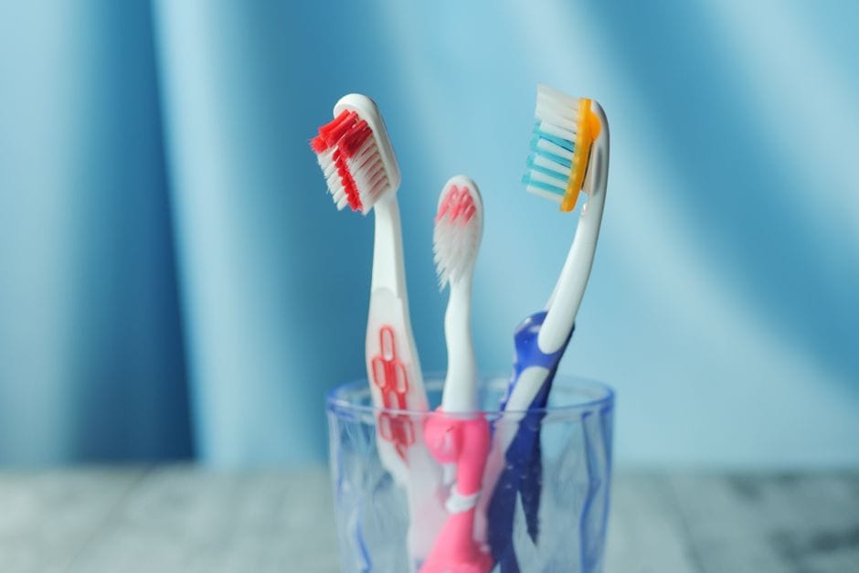Brosse à dents électrique : la technologie en vaut-elle la peine