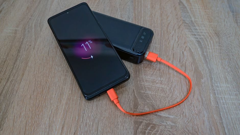 Comment choisir une batterie externe qui tient vraiment ses promesses
