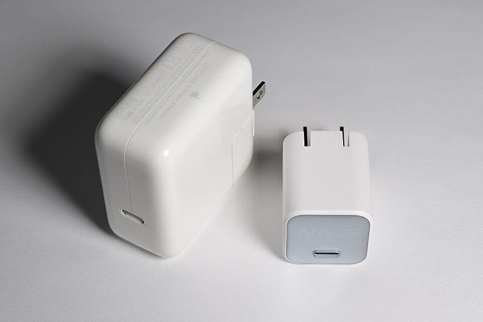Chargeur USB-C rapide : ce que les watts n'expliquent pas avant d'acheter