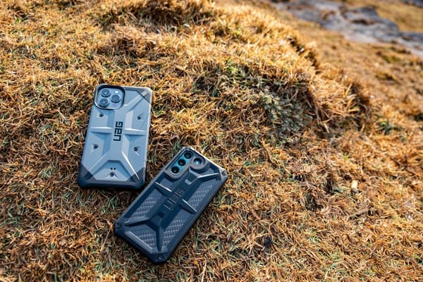 Protéger son téléphone : la coque et le film, le bon duo
